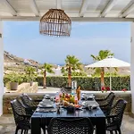 Aurora Mykonos * كالافاتيس